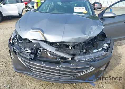 2019 Hyundai Elantra Value Edition z USA, uszkodzony, nr VIN KMHD84LF8KU862732